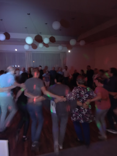 DJ na wesele Kłodzko – cena, oprawa muzyczna i wolne terminy